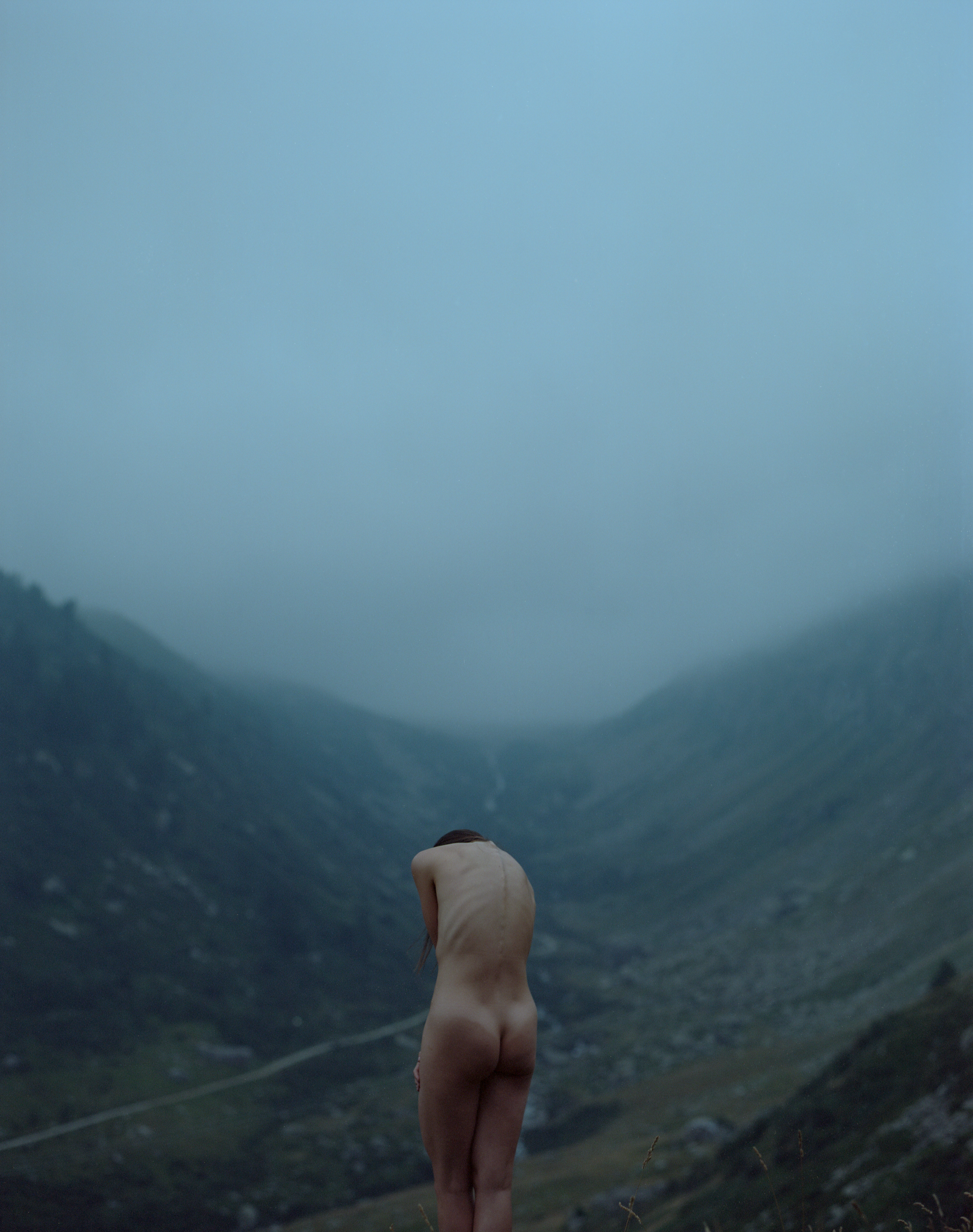 A Fine Art Session. The Body in the Landscape